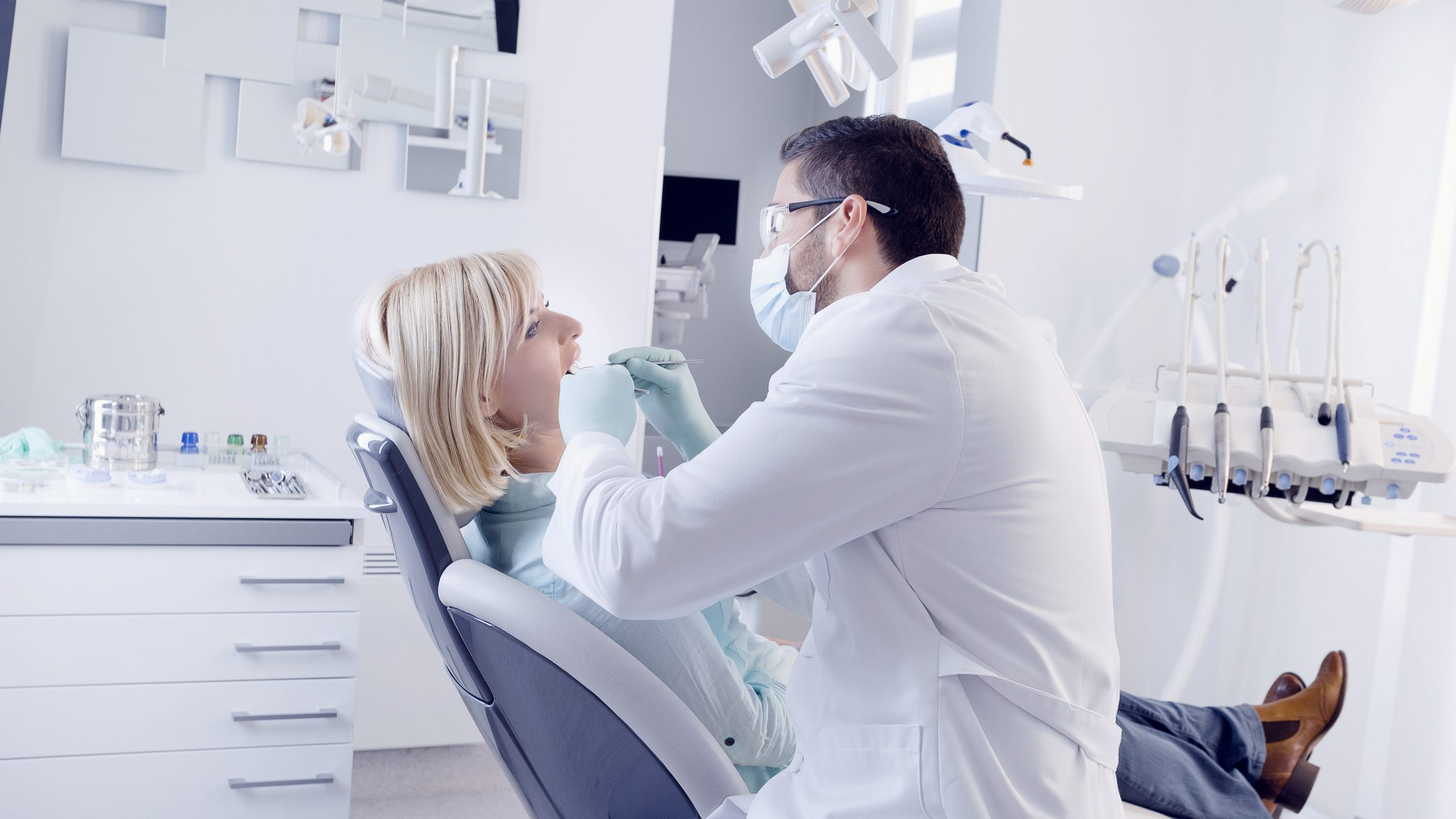 Dentist in Carpentersville, IL